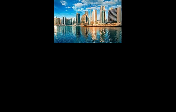 Business Bay pozostáva hlavne z výškových veží, vrátane niektorých z najvýraznejších, aké kedy uvidíte