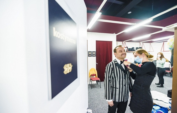 Dědík v zákulisí StarDance. 