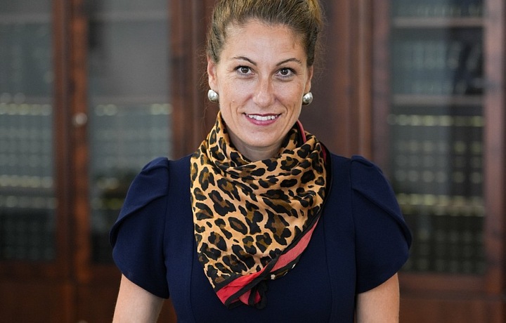 Šátek byl dřív symbolem elegance a ženskosti