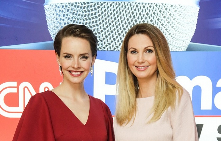 Gabriela v době těhotenství se Sandrou Parmovou. 