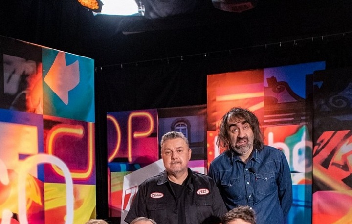 Honza Dědek se svými hosty.