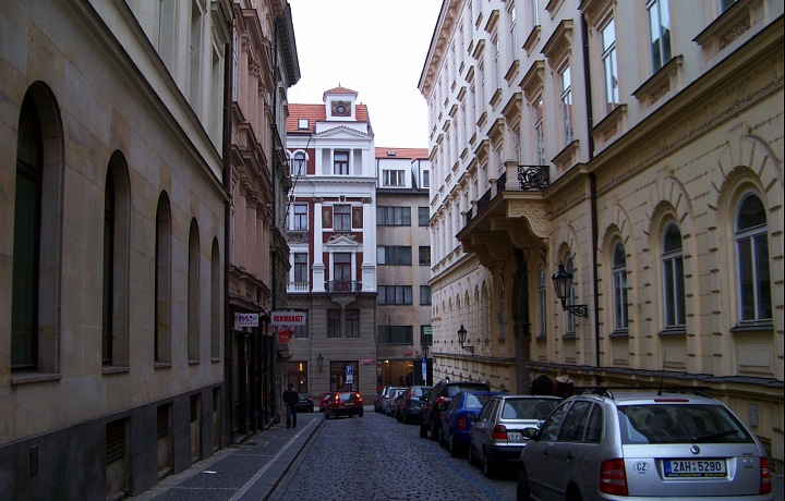 Ulice Karoliny Světlé, od Národní k Bartolomějské