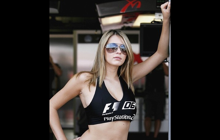 Keeley Hazell