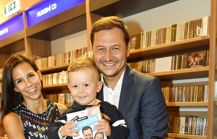 Vojětch Bernatský se stal i spisovatelem, a jde mu to! 