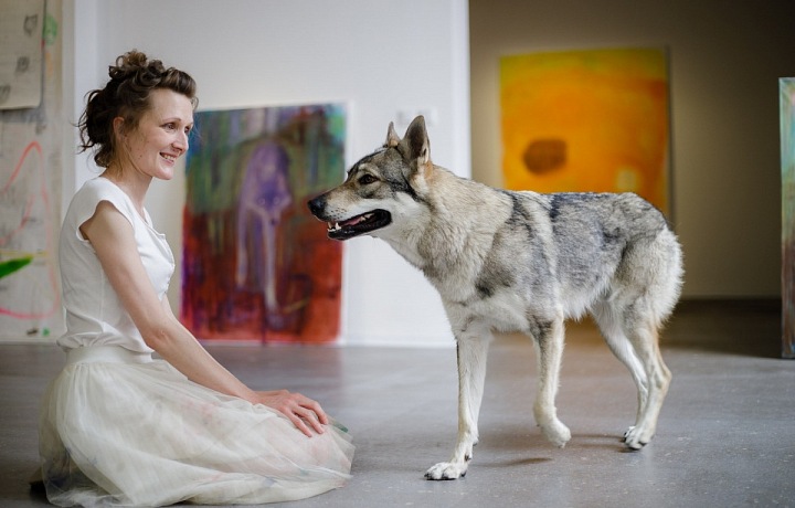 Lenka Černota má pro vlky slabost.