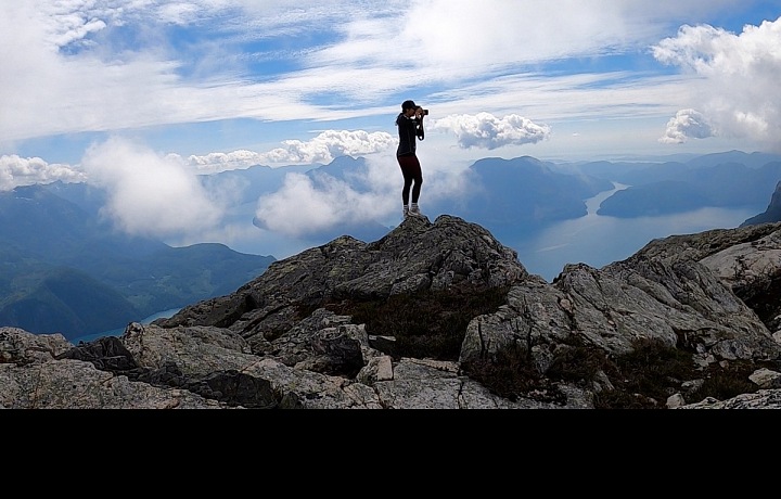 V oblacích s fotoaparátem. 