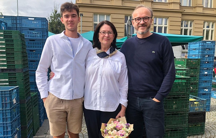 Němcová se svými nejbližšími. 