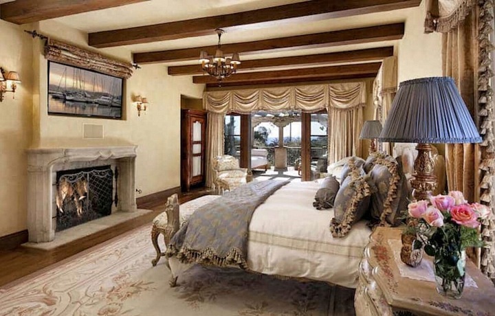 Sídlo v Santa Barbaře, obývací pokoj