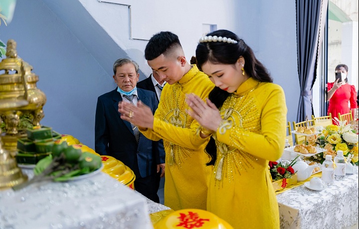 Modlitba pri oltári
