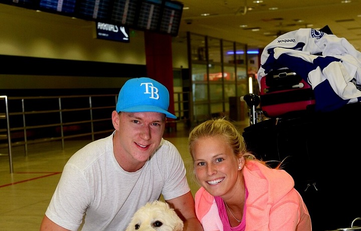 Ondřej Palát s manželkou Bárou
