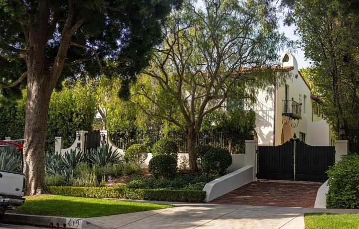 Súkromie domu Selény Gomez a Bennyho Blanca
