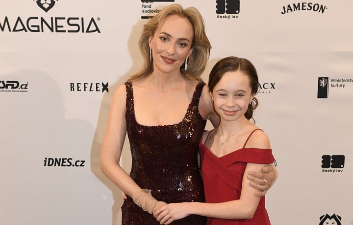 Elizaveta Maximová a Valentýna Bočková