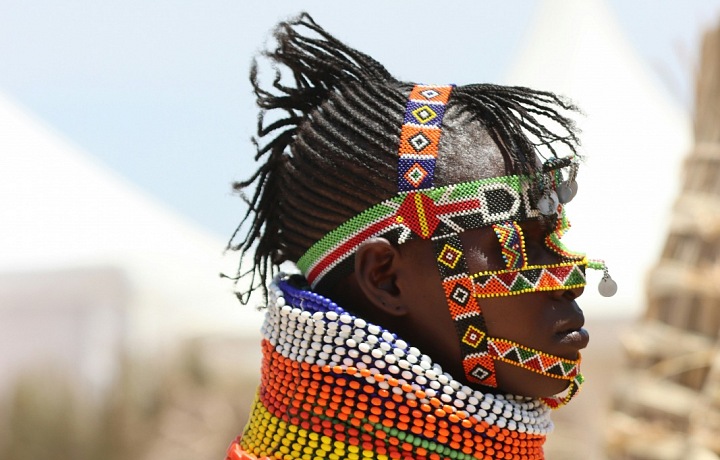 Obyvatelia Zimbabwe známi svojou silnou vôľou, odolnosťou a komunitným duchom.