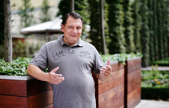 Jiří Paroubek velice rád cestuje.