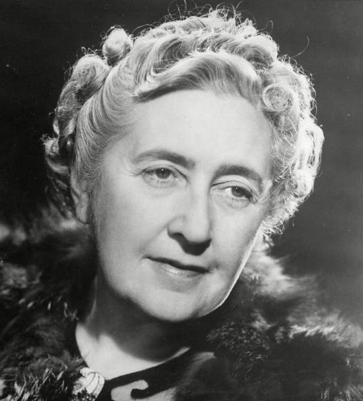 Agatha Christie. 