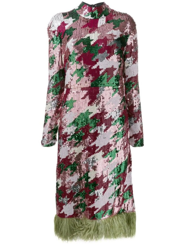 Barevné šaty La Doublej s flitry a peřím