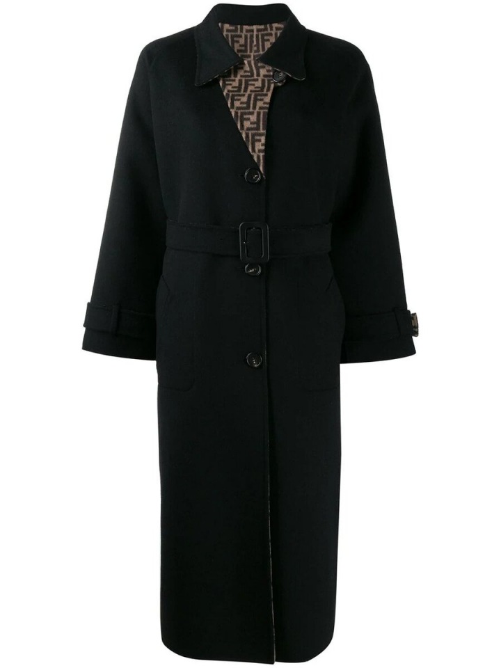Černý kabát Fendi