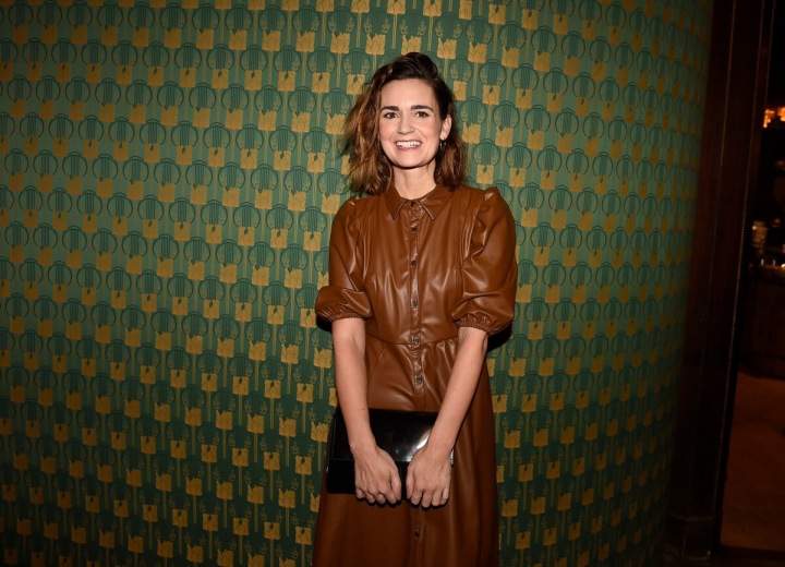 Daniela Písařovicová v šatech. 