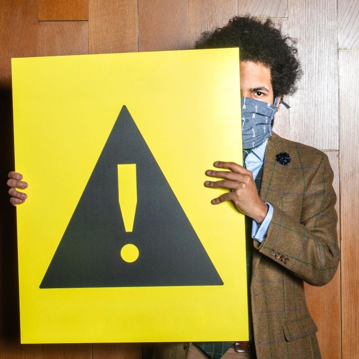 Dominik Feri a jeho typický vykřičník.