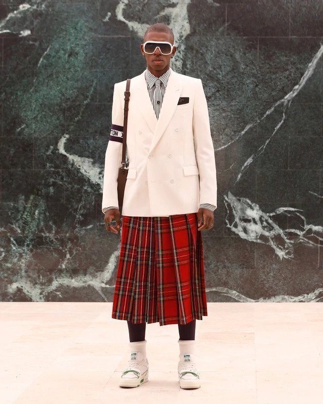 Muž na přehlídce Louis Vuitton FW2021