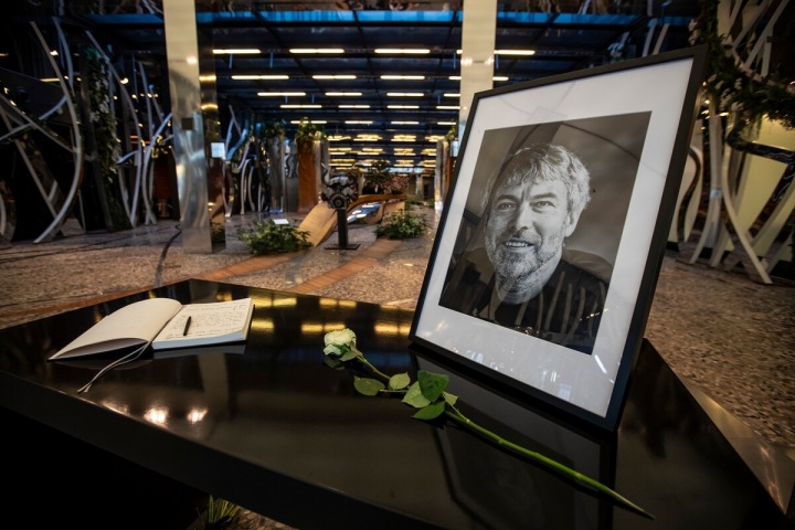 Po Kellnerové smrti vzniklo v PPF pietní místo