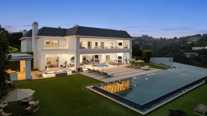 Dom Bena Afflecka a Jennifer Lopez s domom pre ochranku