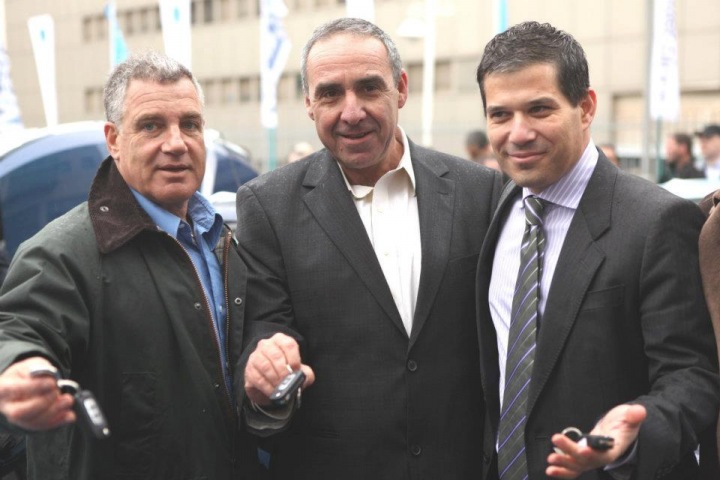 Idan Ofer (vľavo)