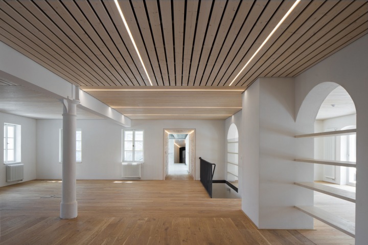 Sídlo Lasvit zevnitř