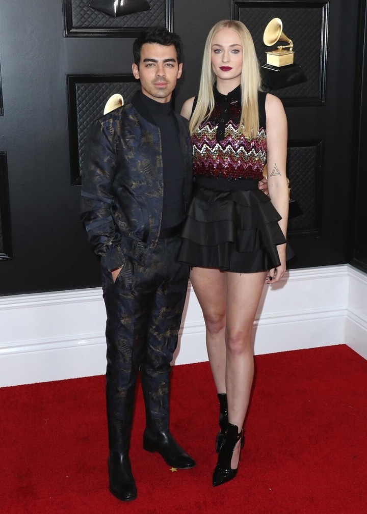 Sophie Turner s manželem na udílení cen Grammy