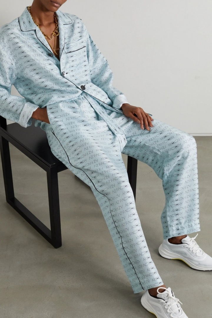 Světle modrý outfit AZ Factory