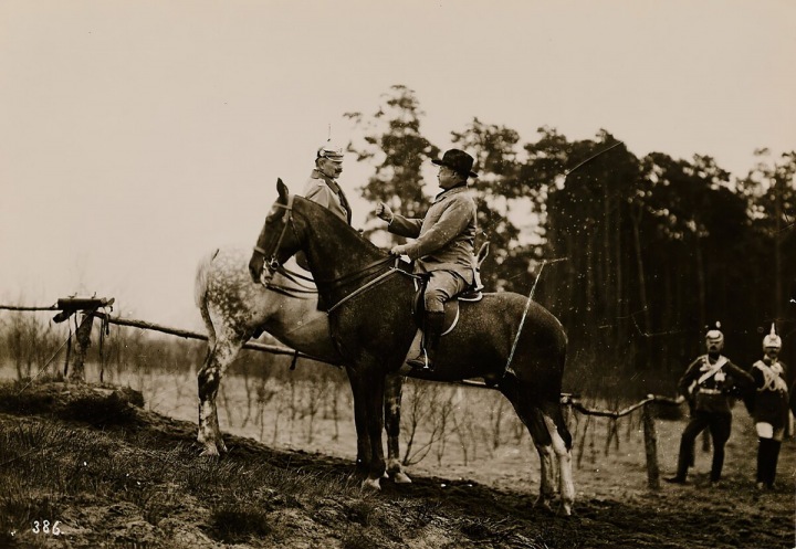 Theodor Roosevelt na koni - se svou zbraní objel kus světa