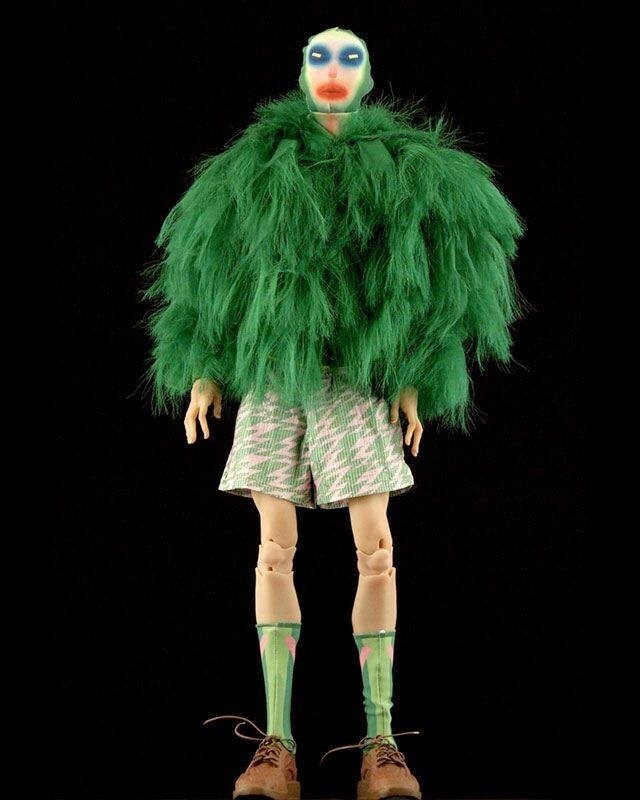 Pánský model z kolekce Walter Van Beirendonck SS 2021