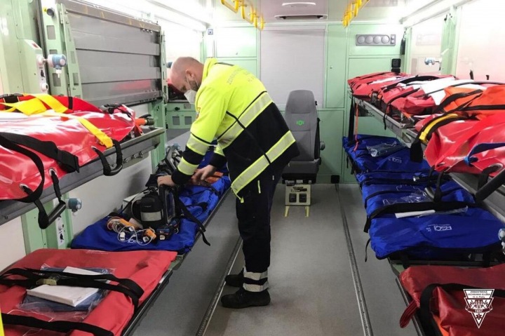 Záchranář ve Fénixu. 