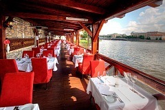 Restaurant Charles Bridge Prague