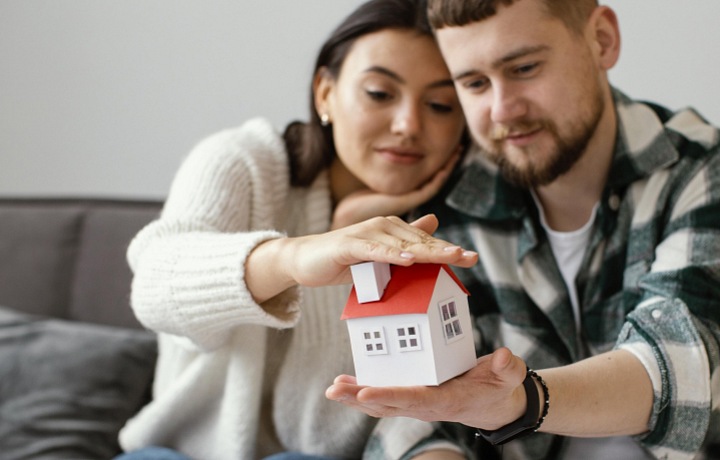 O pôžičkách na bývanie uvažujú často mladí
