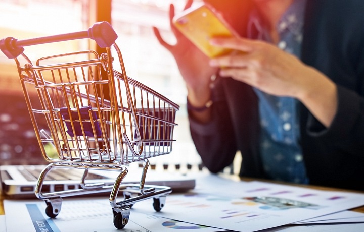 Nákupy sa dajú realizovať napríklad len cez mobil, sú-li e-shopy dôveryhodné