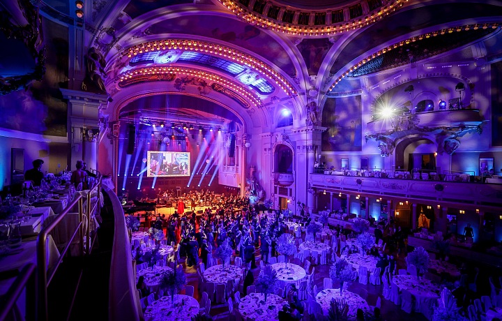 Česko-Slovenský ples v Obecní dome