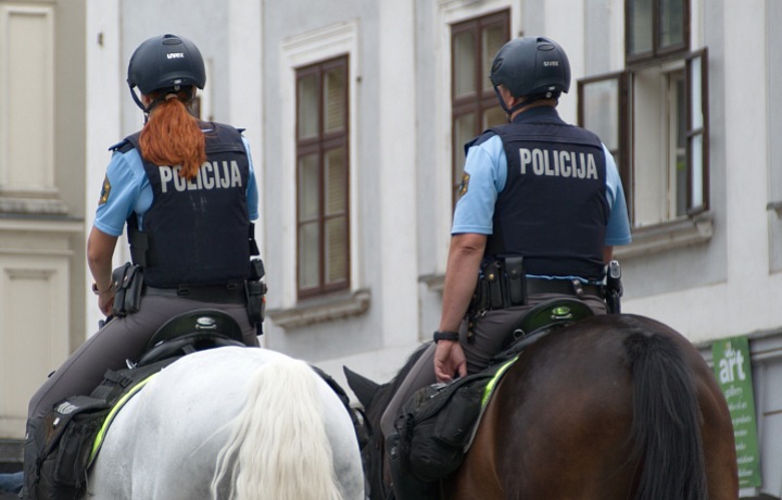 Voľby v Slovinsku boli veľmi sledované