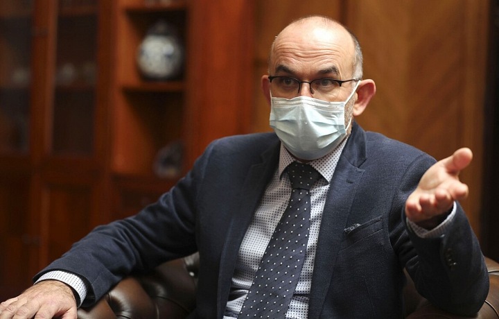 Ministr zdravotnictví Jan Blatný. 