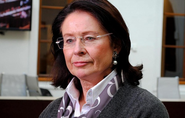 Miroslava Němcová kandiduje do Senátu.