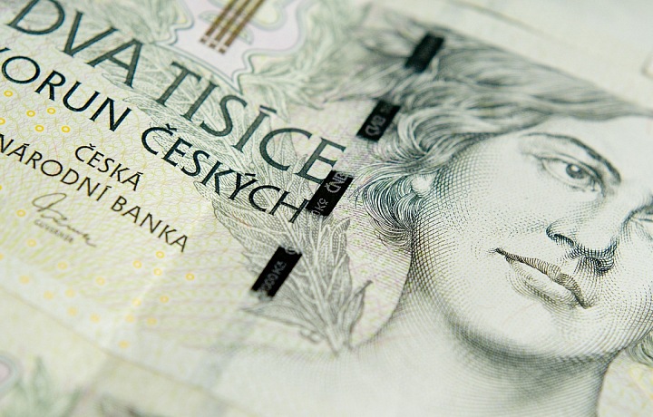 Příjmy Čechů se dostávají na slušnou úroveň