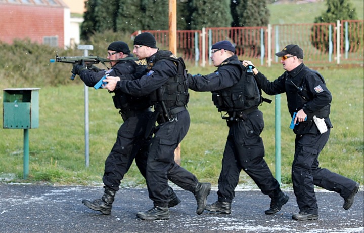 Cvičenie na aktívneho strelca