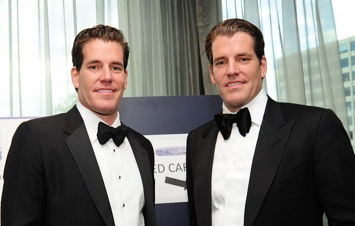 Dvojčatá Tyler a Cameron Winklevossovi
