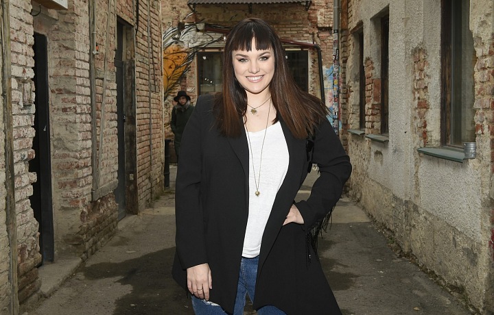 Ewa Farna vydala singel Mal si ma vôbec rád už v 13 rokoch