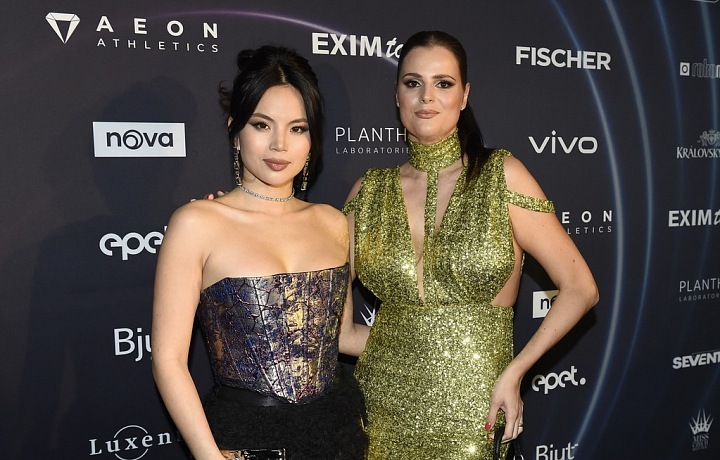 Ornela Koktová a Yenifer Cao na Miss Česká Republika 2025