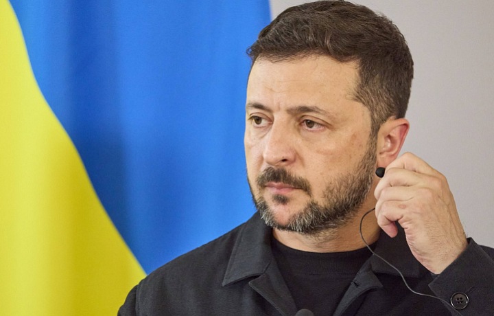 Ukrajinský prezident žiadal o nové zbrane na obranu krajiny
