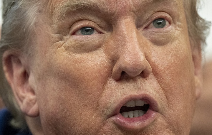 Trump hovorí o možnosti amerického útoku na Irán