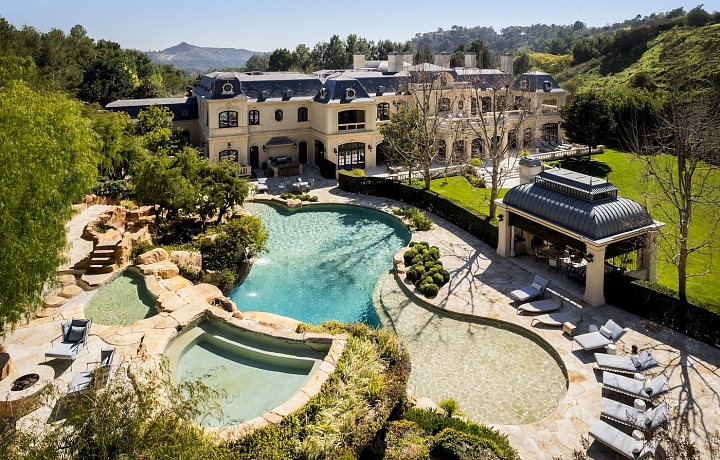 Nový dom Paris Hilton
