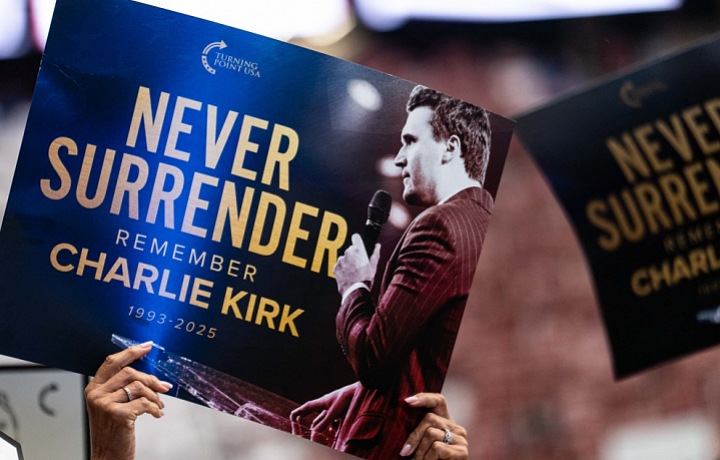 Pamiatku aktivistu prišli uctiť desaťtisíce Američanov
