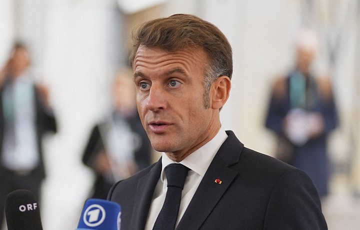 O plánovanom stretnutí hovoril Emanuel Macron
